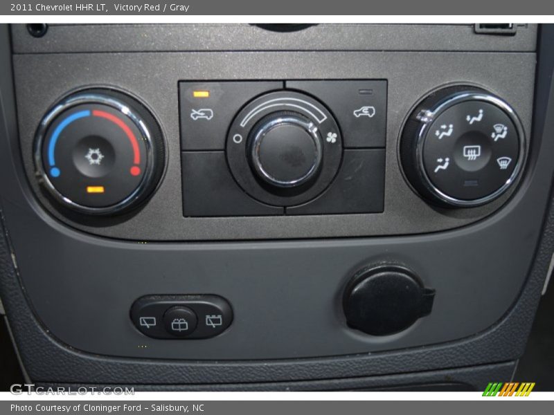 Victory Red / Gray 2011 Chevrolet HHR LT