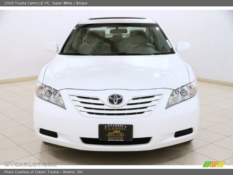 Super White / Bisque 2009 Toyota Camry LE V6