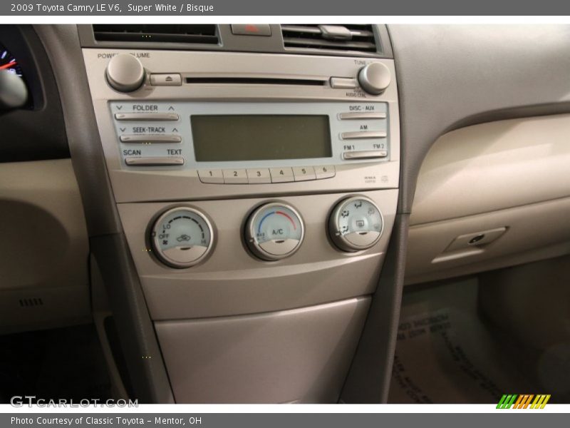Controls of 2009 Camry LE V6