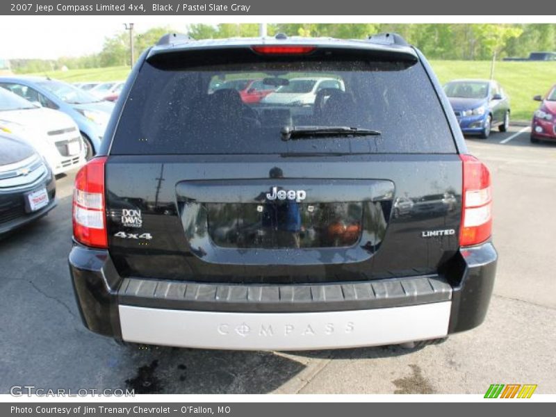 Black / Pastel Slate Gray 2007 Jeep Compass Limited 4x4