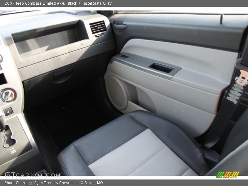 Black / Pastel Slate Gray 2007 Jeep Compass Limited 4x4