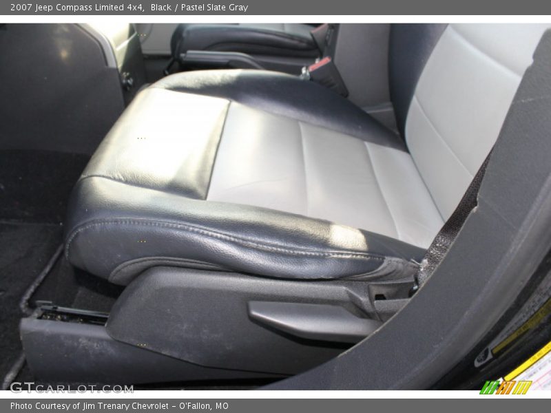 Black / Pastel Slate Gray 2007 Jeep Compass Limited 4x4