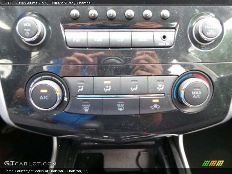 Brilliant Silver / Charcoal 2013 Nissan Altima 2.5 S