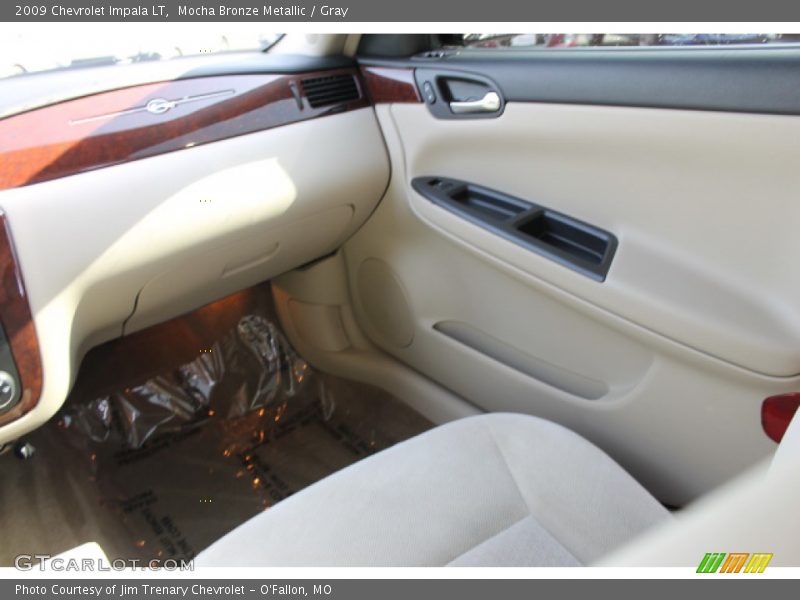 Mocha Bronze Metallic / Gray 2009 Chevrolet Impala LT
