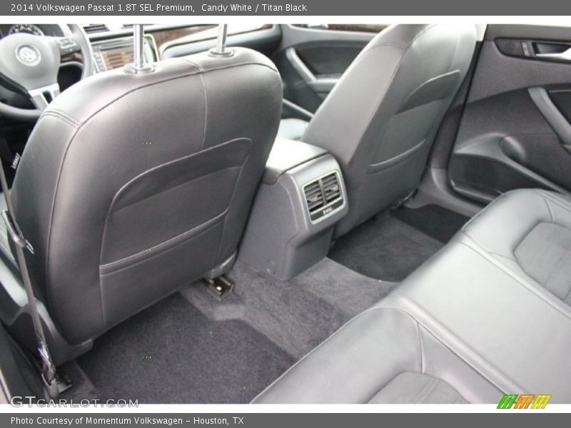 Candy White / Titan Black 2014 Volkswagen Passat 1.8T SEL Premium