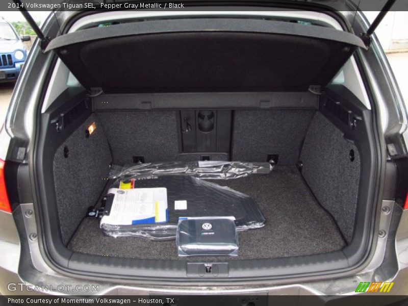 Pepper Gray Metallic / Black 2014 Volkswagen Tiguan SEL