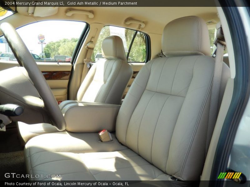 Front Seat of 2004 Grand Marquis LS