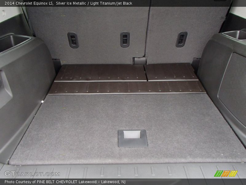 Silver Ice Metallic / Light Titanium/Jet Black 2014 Chevrolet Equinox LS