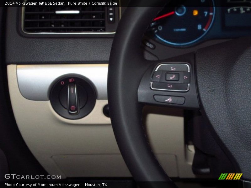 Pure White / Cornsilk Beige 2014 Volkswagen Jetta SE Sedan
