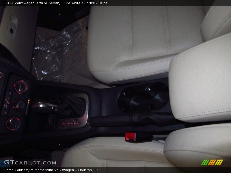 Pure White / Cornsilk Beige 2014 Volkswagen Jetta SE Sedan