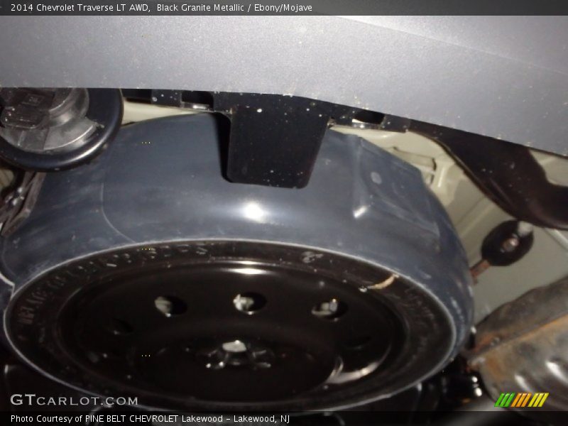 Black Granite Metallic / Ebony/Mojave 2014 Chevrolet Traverse LT AWD