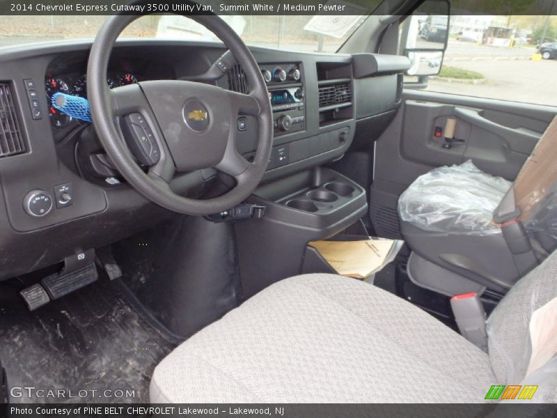 Summit White / Medium Pewter 2014 Chevrolet Express Cutaway 3500 Utility Van