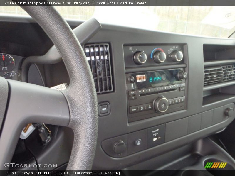 Summit White / Medium Pewter 2014 Chevrolet Express Cutaway 3500 Utility Van