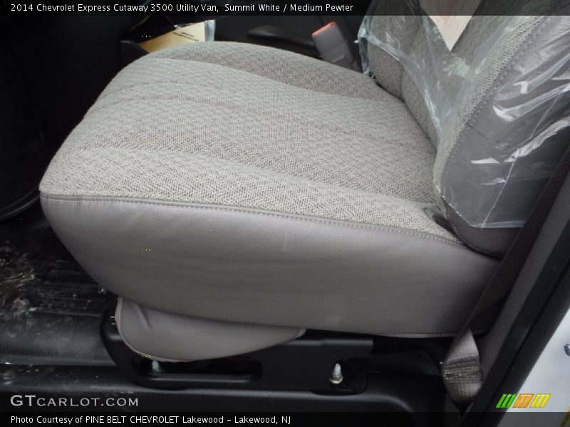 Summit White / Medium Pewter 2014 Chevrolet Express Cutaway 3500 Utility Van