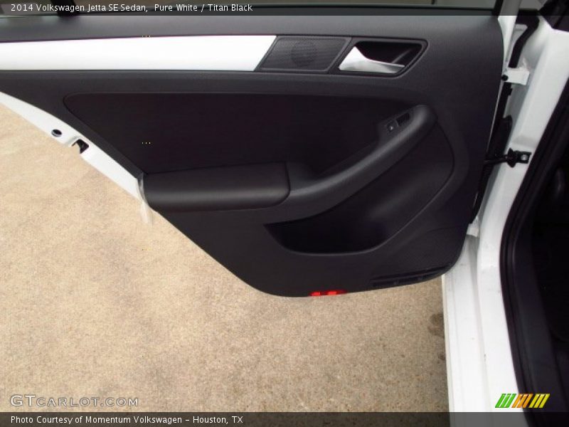 Pure White / Titan Black 2014 Volkswagen Jetta SE Sedan