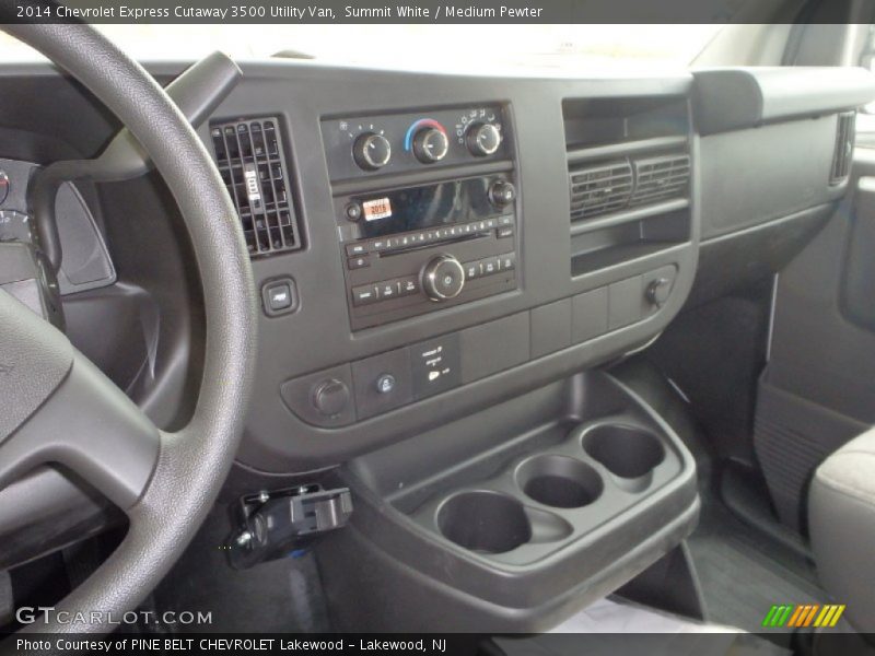 Summit White / Medium Pewter 2014 Chevrolet Express Cutaway 3500 Utility Van