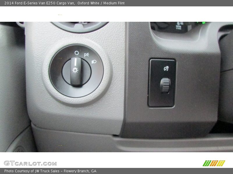 Oxford White / Medium Flint 2014 Ford E-Series Van E250 Cargo Van