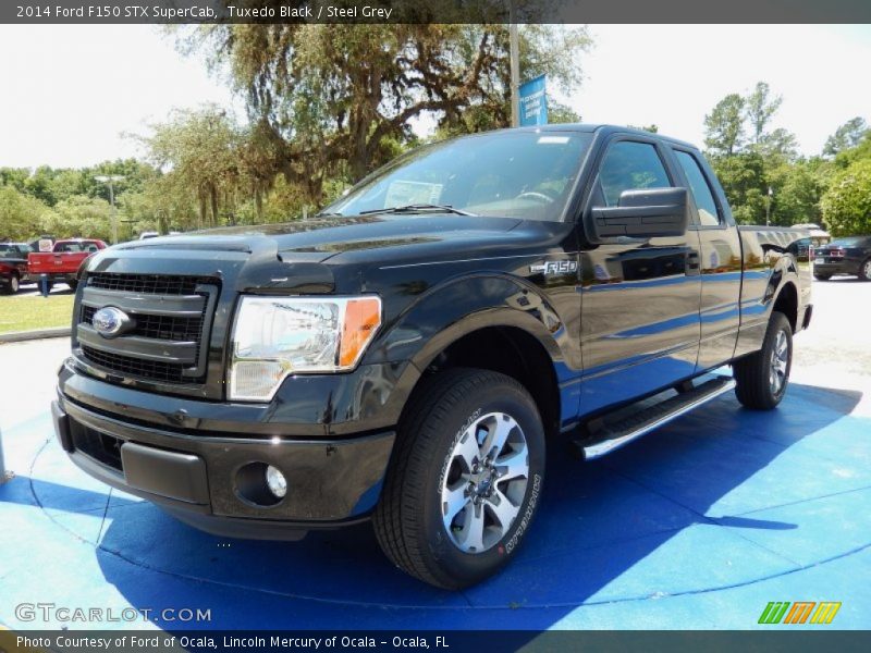 Front 3/4 View of 2014 F150 STX SuperCab