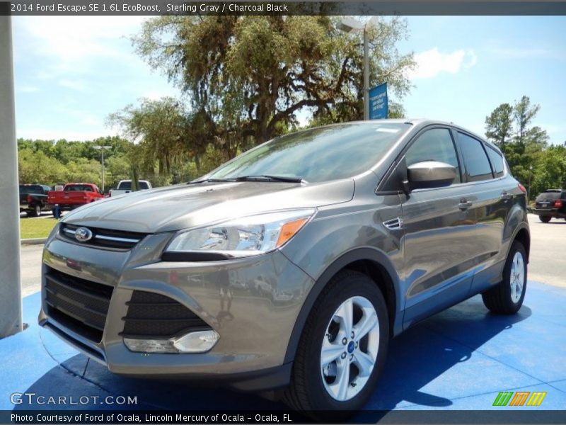Front 3/4 View of 2014 Escape SE 1.6L EcoBoost