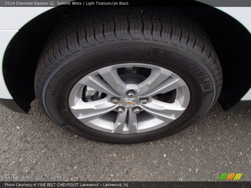 Summit White / Light Titanium/Jet Black 2014 Chevrolet Equinox LS