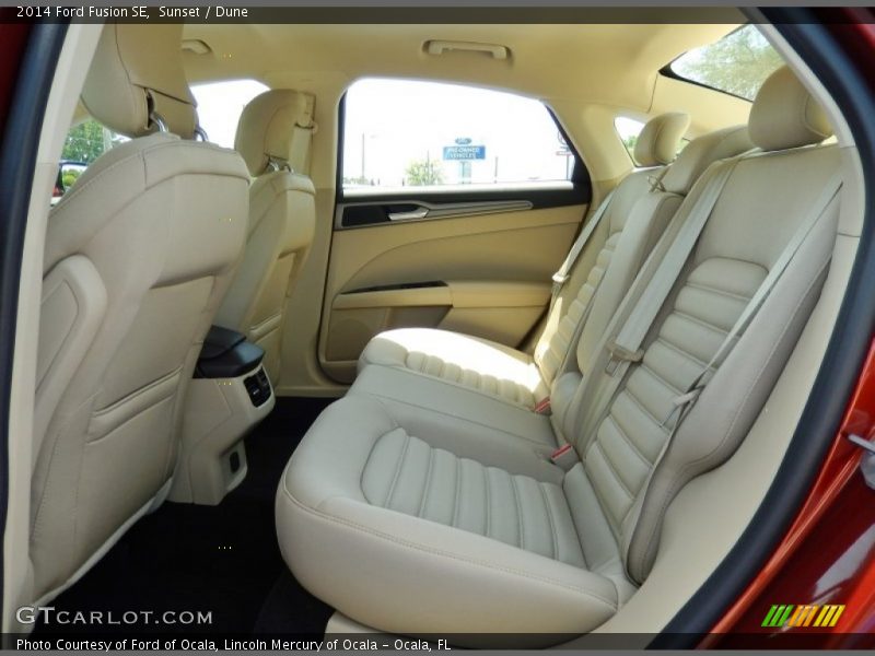 Sunset / Dune 2014 Ford Fusion SE