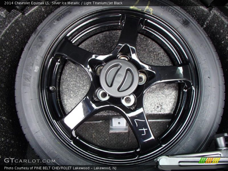 Silver Ice Metallic / Light Titanium/Jet Black 2014 Chevrolet Equinox LS