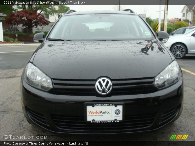 Black / Titan Black 2011 Volkswagen Jetta S SportWagen