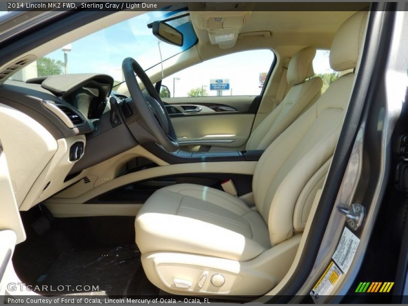 Sterling Gray / Light Dune 2014 Lincoln MKZ FWD