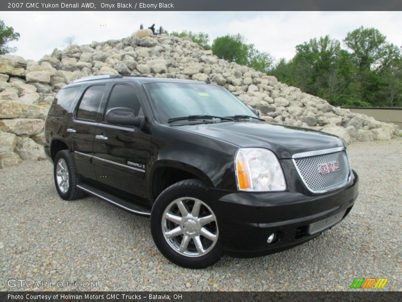 Onyx Black / Ebony Black 2007 GMC Yukon Denali AWD