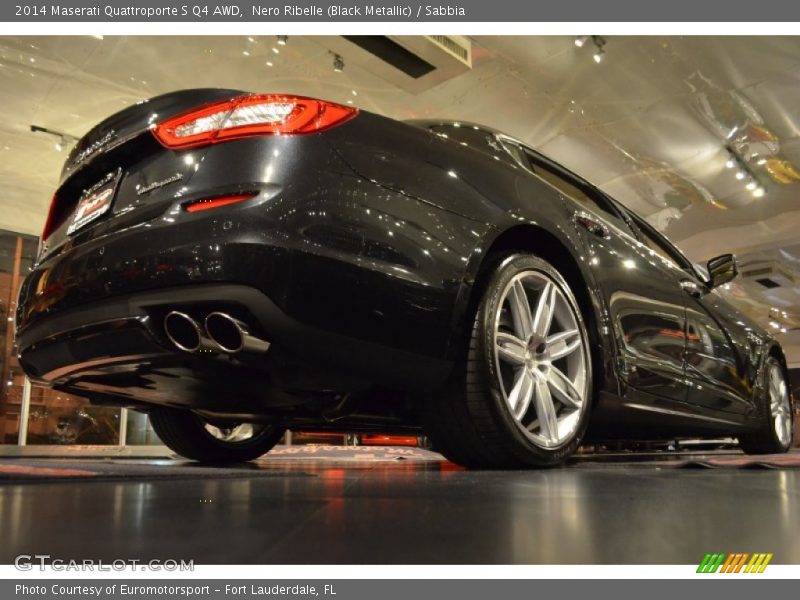 Nero Ribelle (Black Metallic) / Sabbia 2014 Maserati Quattroporte S Q4 AWD