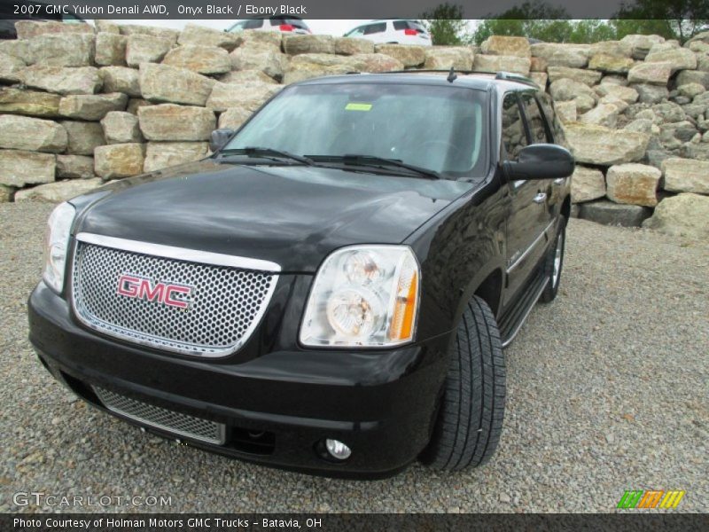 Onyx Black / Ebony Black 2007 GMC Yukon Denali AWD