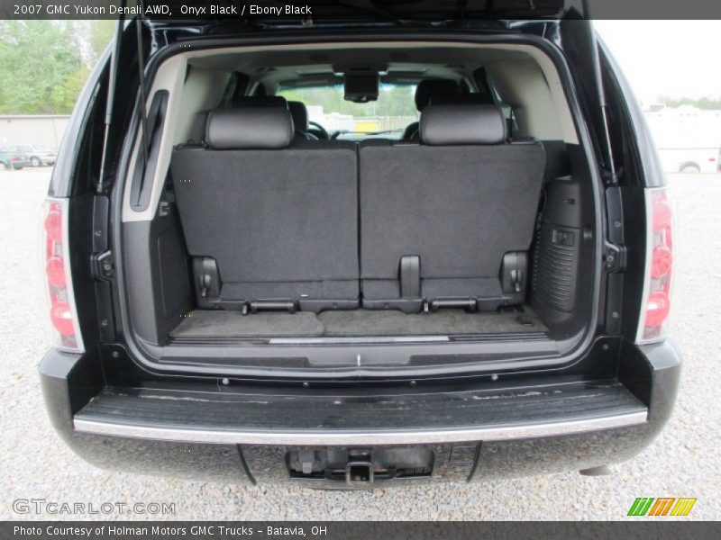 Onyx Black / Ebony Black 2007 GMC Yukon Denali AWD