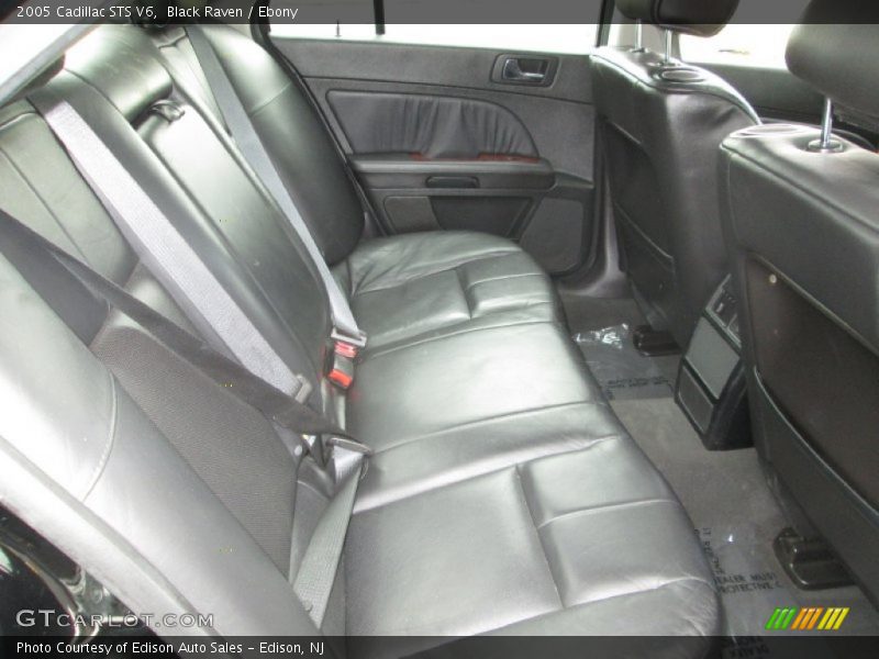 Black Raven / Ebony 2005 Cadillac STS V6