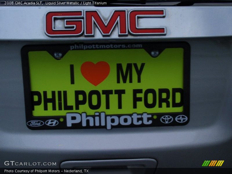 Liquid Silver Metallic / Light Titanium 2008 GMC Acadia SLT