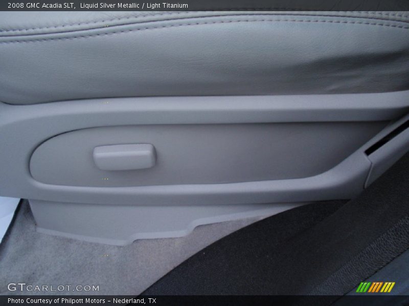 Liquid Silver Metallic / Light Titanium 2008 GMC Acadia SLT
