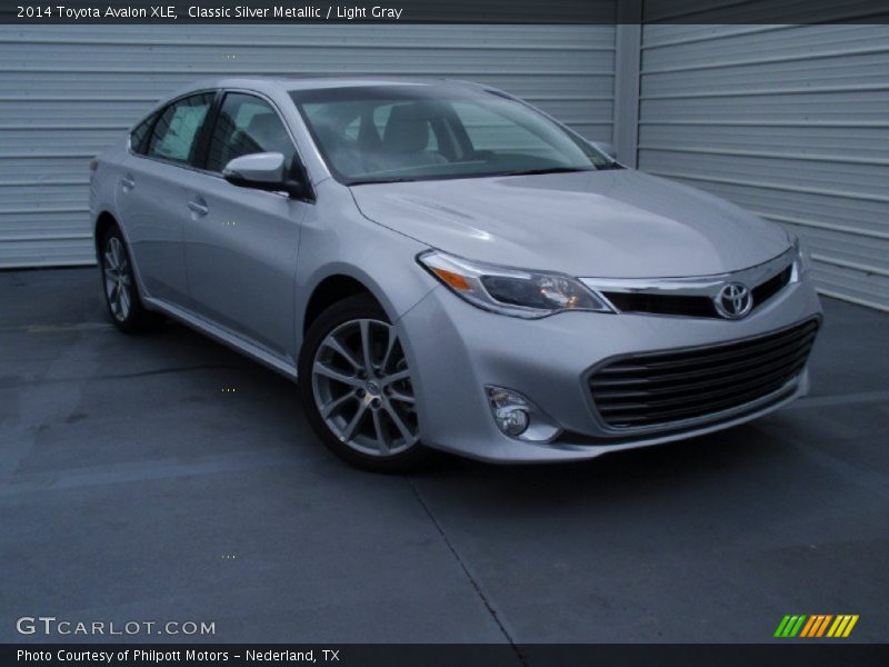 Classic Silver Metallic / Light Gray 2014 Toyota Avalon XLE