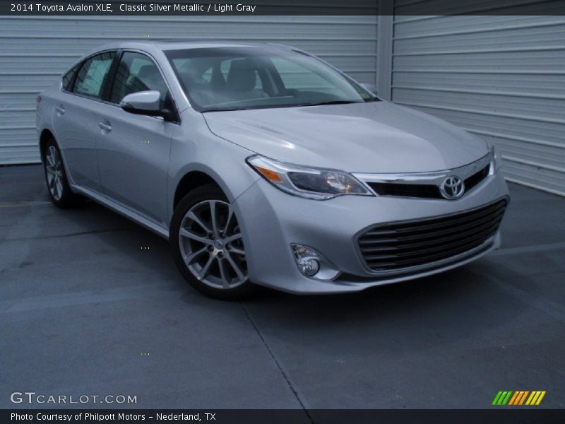 Classic Silver Metallic / Light Gray 2014 Toyota Avalon XLE