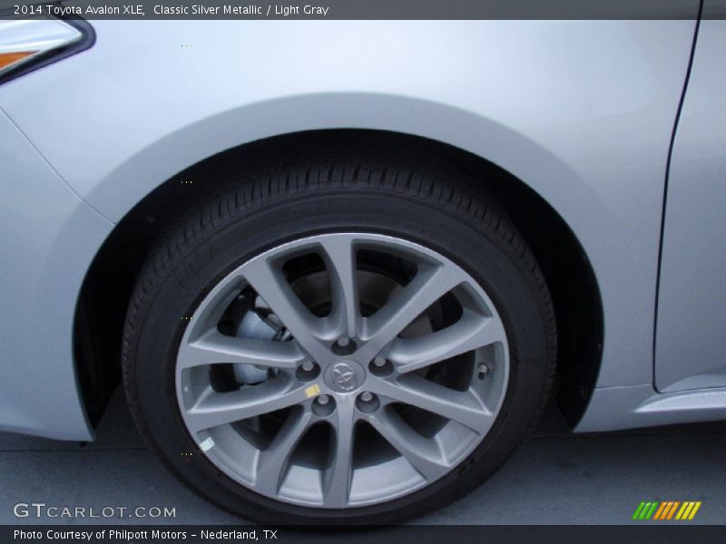 Classic Silver Metallic / Light Gray 2014 Toyota Avalon XLE