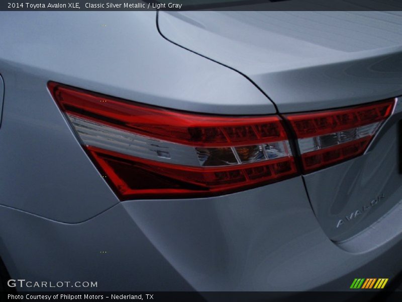 Classic Silver Metallic / Light Gray 2014 Toyota Avalon XLE
