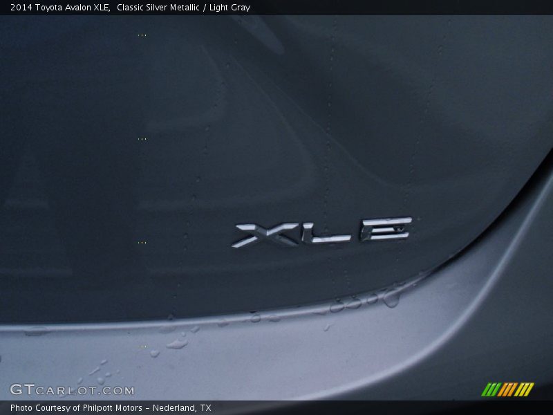 Classic Silver Metallic / Light Gray 2014 Toyota Avalon XLE