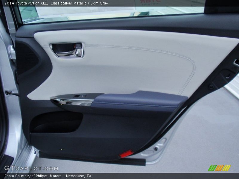Classic Silver Metallic / Light Gray 2014 Toyota Avalon XLE