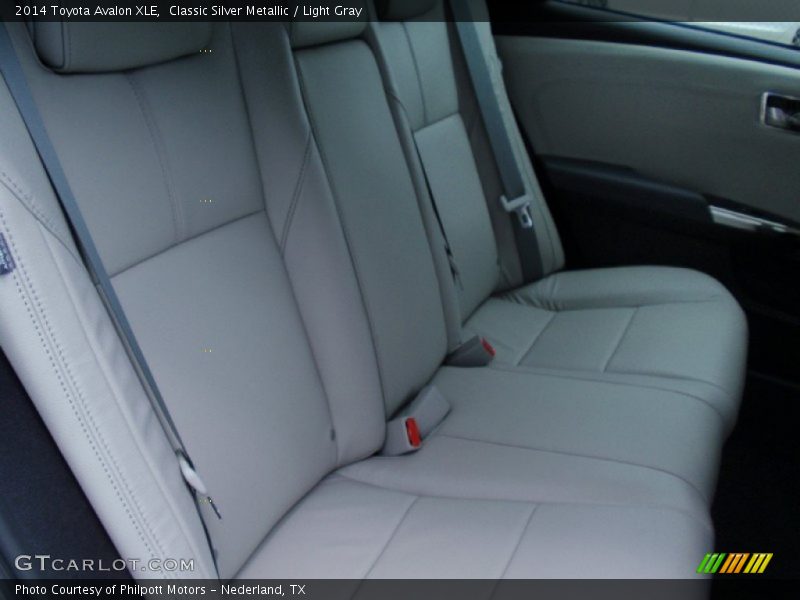 Classic Silver Metallic / Light Gray 2014 Toyota Avalon XLE