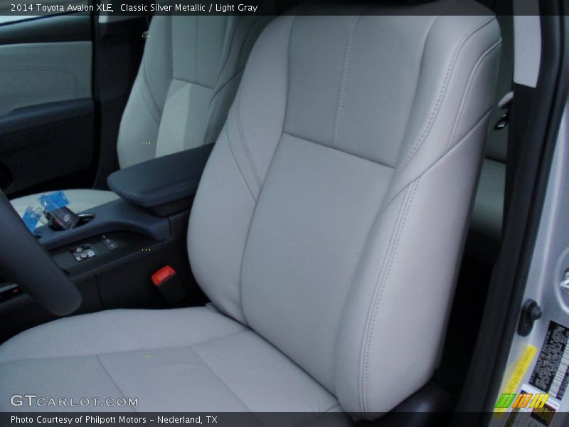 Classic Silver Metallic / Light Gray 2014 Toyota Avalon XLE