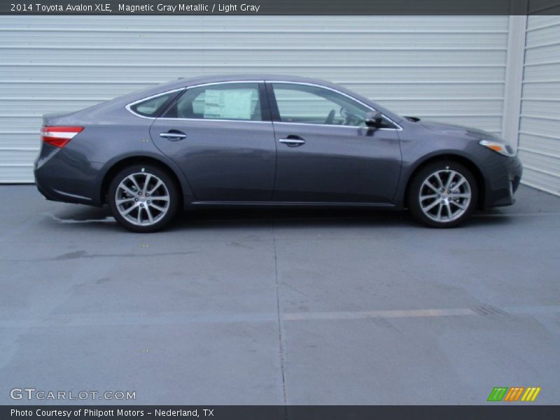 Magnetic Gray Metallic / Light Gray 2014 Toyota Avalon XLE
