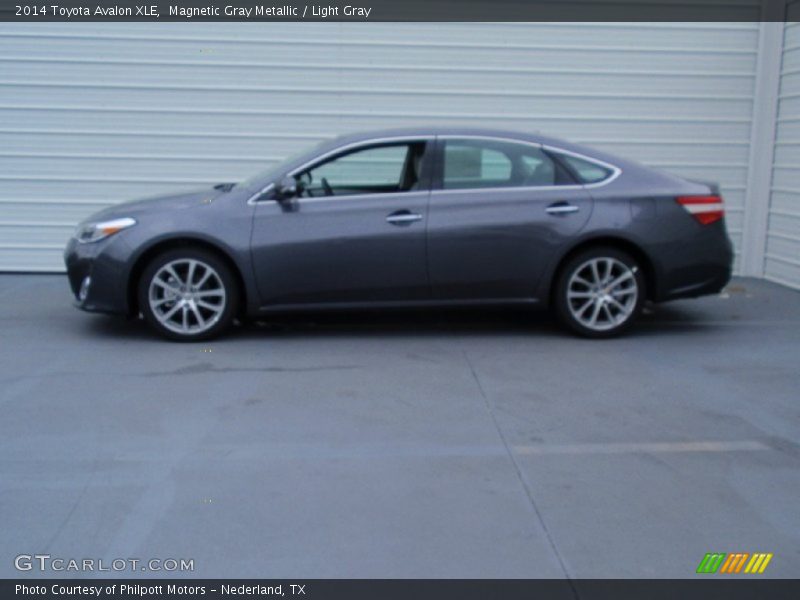 Magnetic Gray Metallic / Light Gray 2014 Toyota Avalon XLE