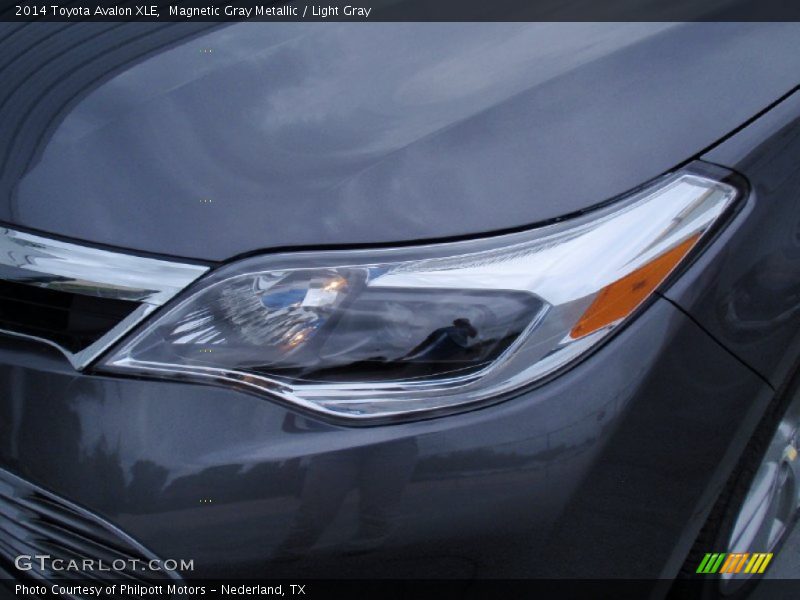 Magnetic Gray Metallic / Light Gray 2014 Toyota Avalon XLE