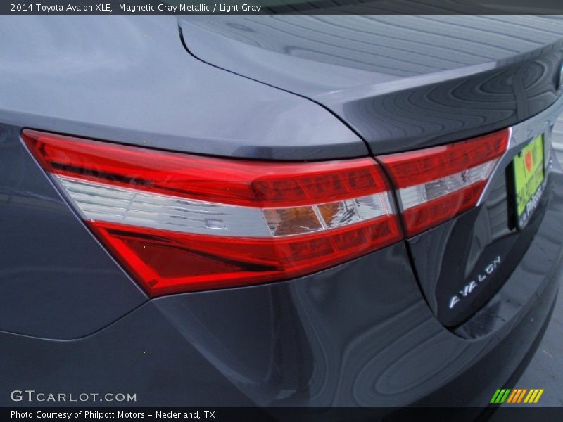 Magnetic Gray Metallic / Light Gray 2014 Toyota Avalon XLE