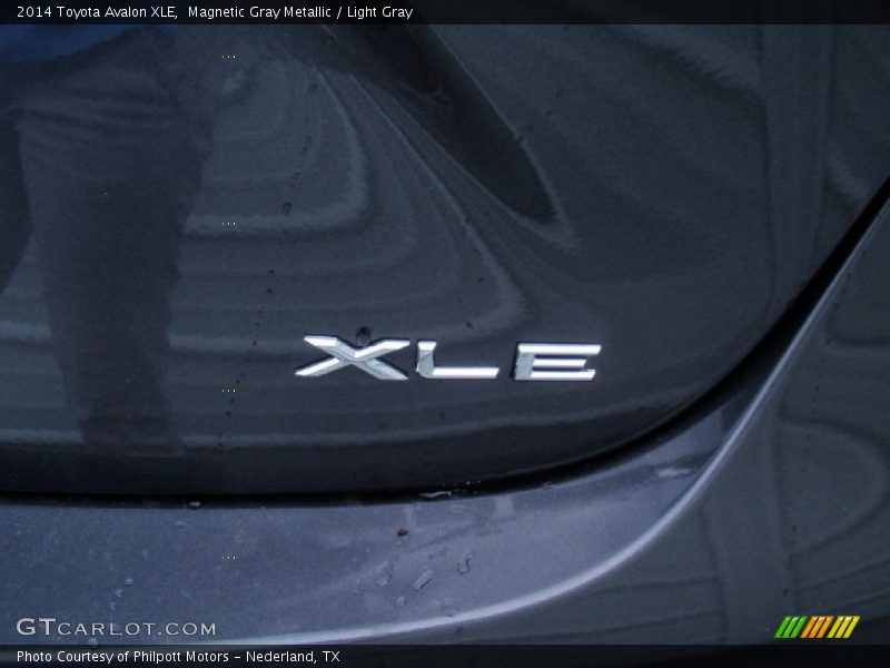 Magnetic Gray Metallic / Light Gray 2014 Toyota Avalon XLE