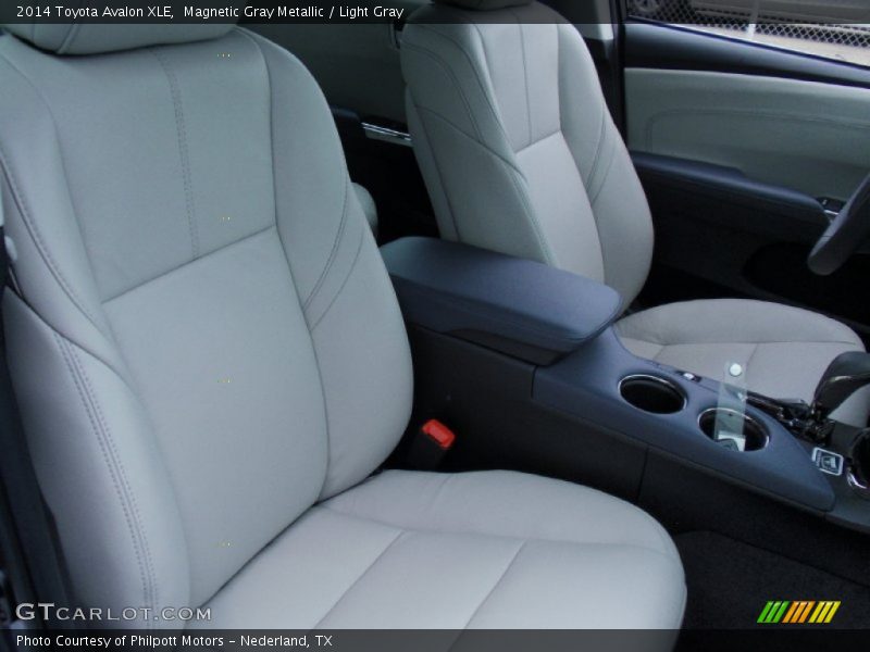 Magnetic Gray Metallic / Light Gray 2014 Toyota Avalon XLE