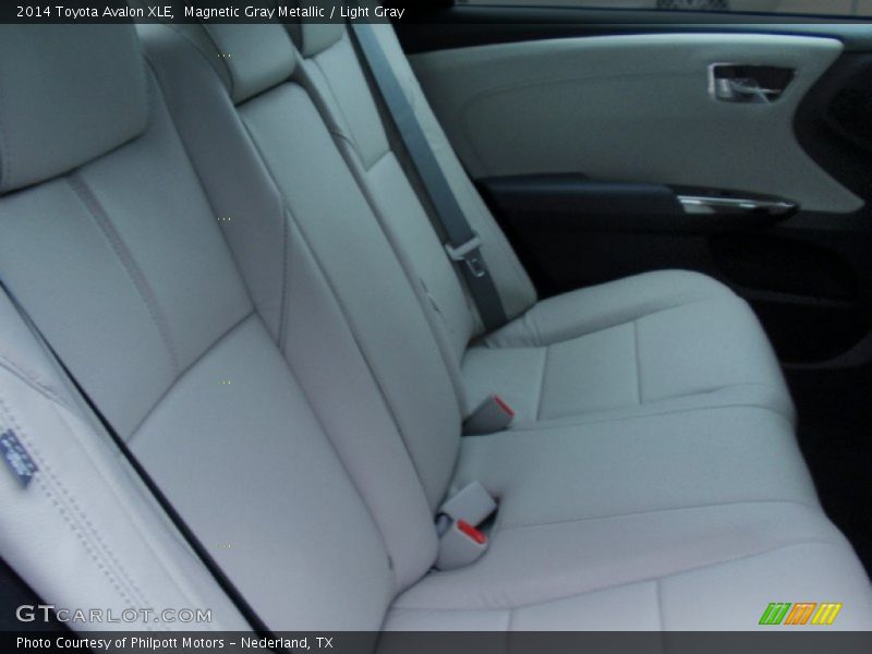 Magnetic Gray Metallic / Light Gray 2014 Toyota Avalon XLE